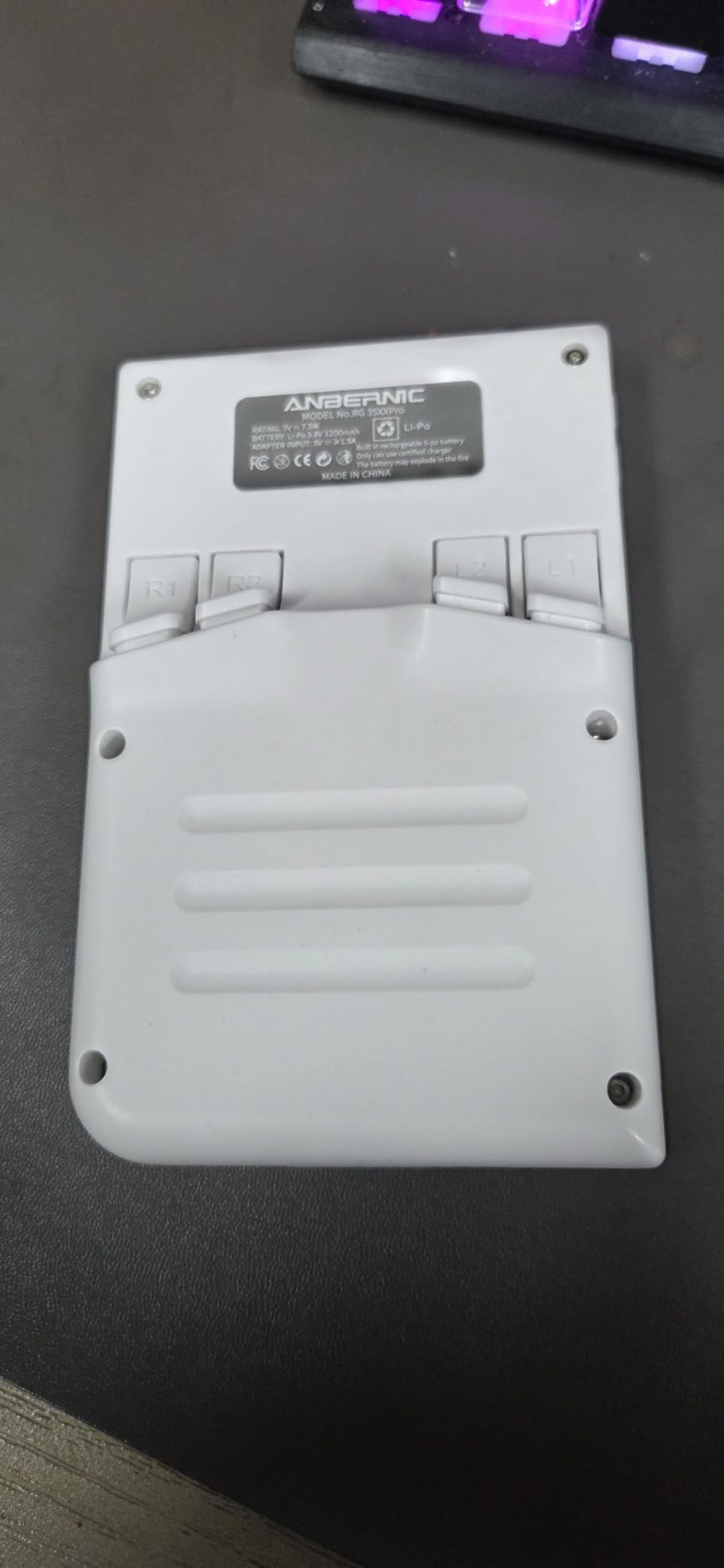 RG35XX Pro Handheld Game Consoles RG35XXPro Retro Gaming Console with 64GB Card 4353 Games Video Game Console Linux 64 Portable Pocket Arcade Support 30+ Simulators WiFi Bluetooth HD Output White - Customer Photo 2