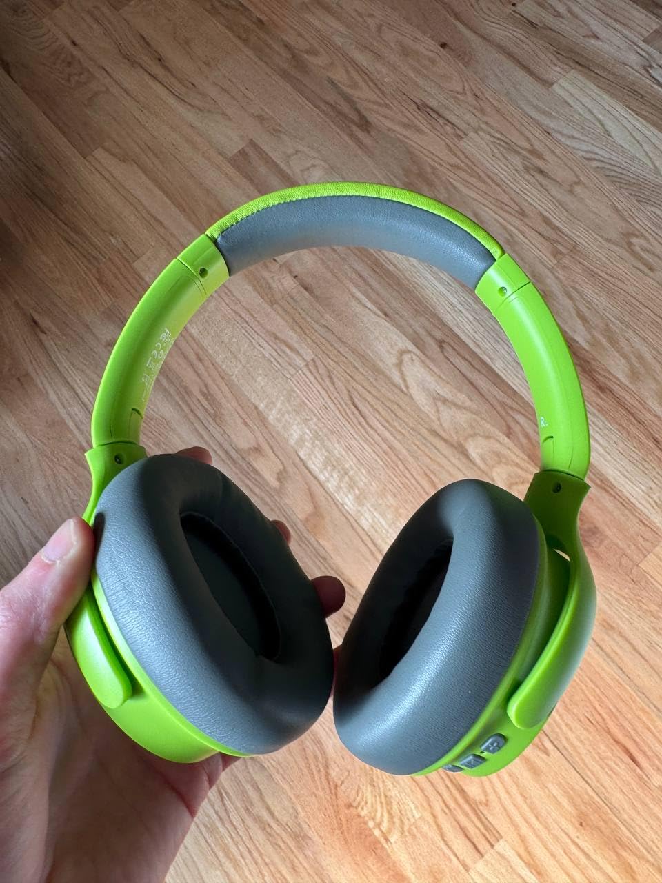 seenda Kids Wireless Active Noise Cancelling Headphones, 60H Playtime, Safe Volume (74/85/94dB), Bluetooth 5.4, Type-C Foldable Headphones with Mic for School, iPad, Airplane, Travel, Blue - Customer Photo 1