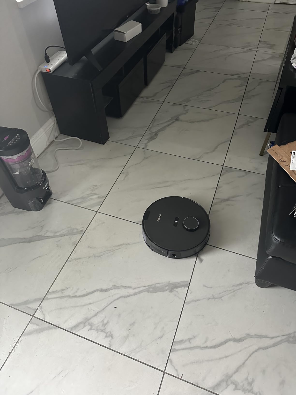 Eureka E20 Evo Plus Robot Vacuum and Mop Combo, 10,000Pa Suction Robot Vacuum Cleaner Bagless Self-Emptying Station, 45-Day Capacity Anti-Hair-Tangling Side Brush Mop Lifting App Control LiDAR Nav - Customer Photo 3