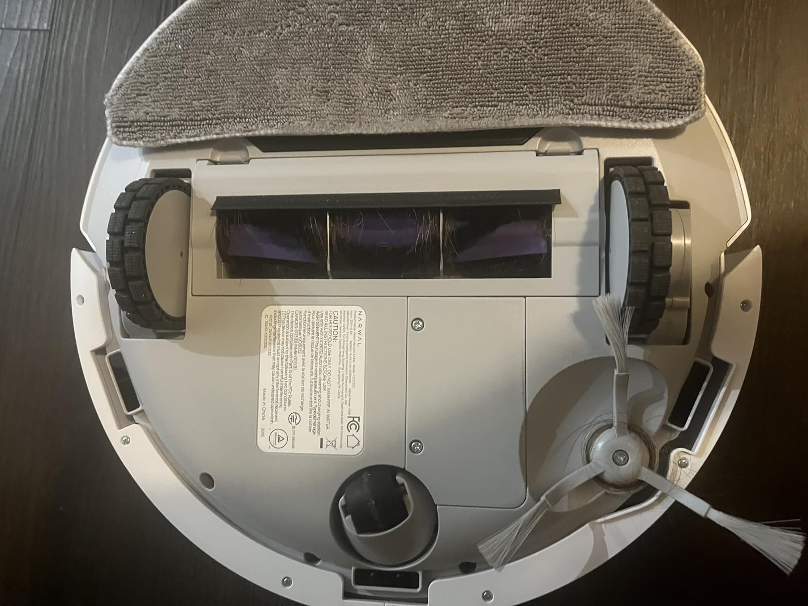 NARWAL Freo S Robot Vacuum and Mop Combo, 8000Pa Suction, 180 Days Hands Free, Self-Emptying Base, LDS Navigation, Obstacle Avoidance, Robot Vacuum Cleaner for Pet Hair & Hard Floors - Customer Photo 3