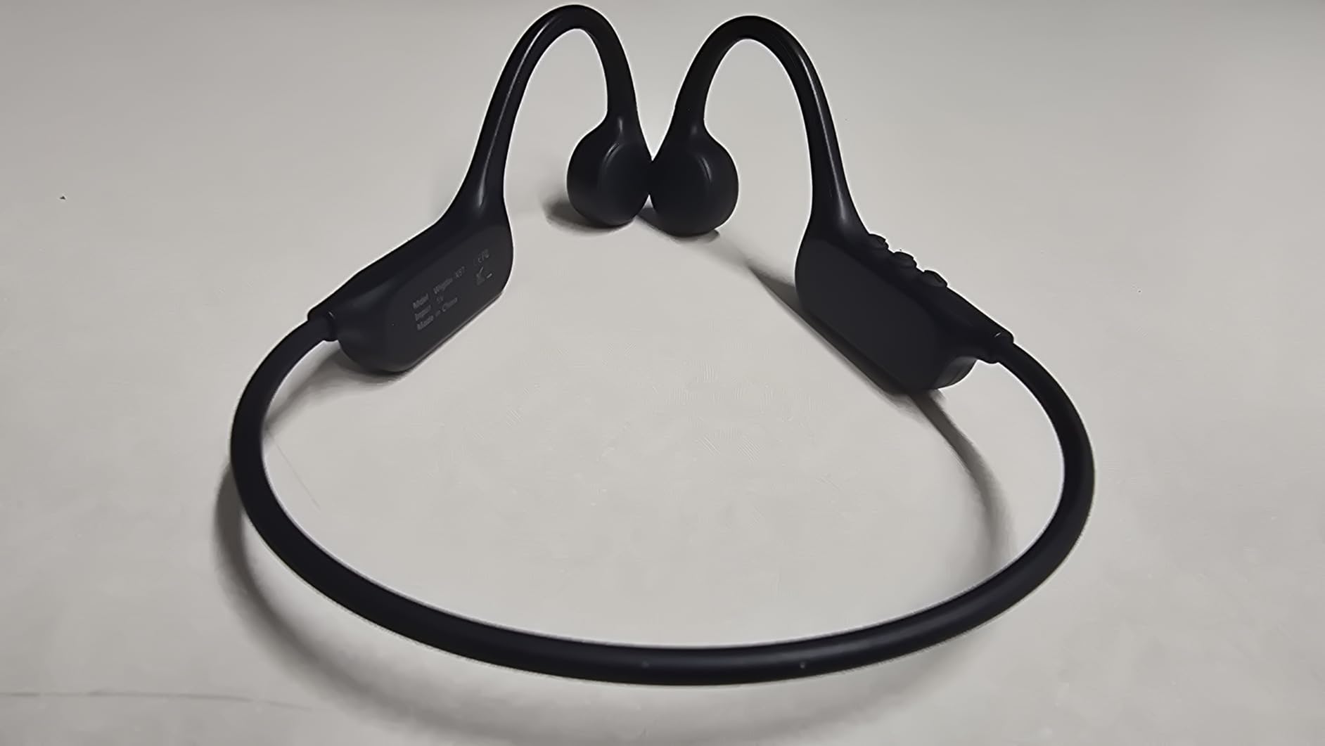 Bone Conduction Headphones, Open Ear Headphones Bluetooth 6.0 with Mic, 10H Playtime,Waterproof Sports Headphone Suitable for Running,Cycling, Outdoor Sports Customer Review Bone Conduction Headphones, Open Ear Headphones Bluetooth 6.0 with Mic, 10H Playtime,Waterproof Sports Headphone Suitable for Running,Cycling, Outdoor Sports - Customer Photo 2