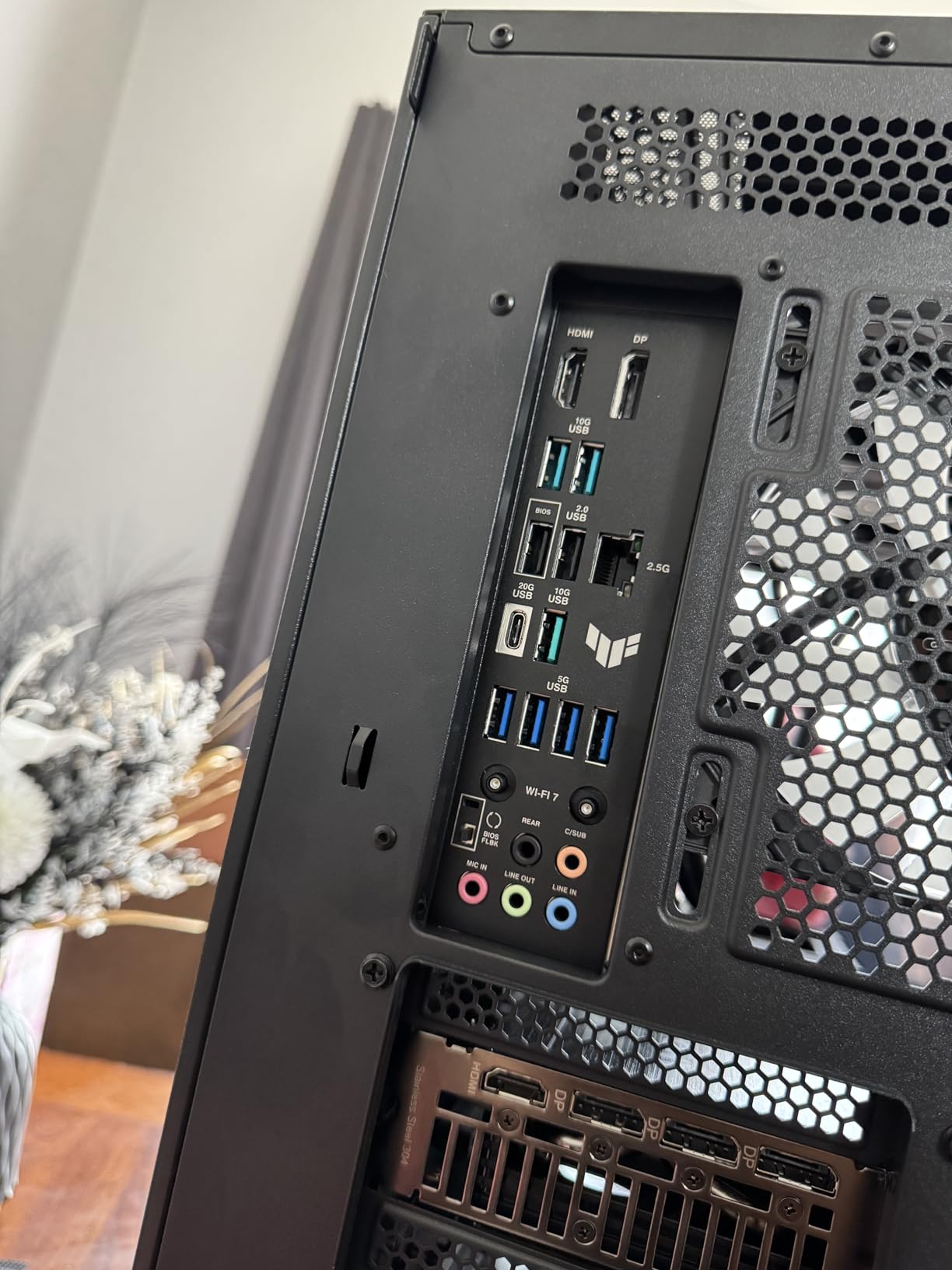 MICRO CENTER AMD Ryzen 7 7700X CPU Processor Bundle with ASUS TUF Gaming B650E-E WiFi AM5 ATX Motherboard (DDR5, PCIe 5.0 Ready, 3X M.2, Wi-Fi 6E, USB 20Gbps Type-C) - Customer Photo 4