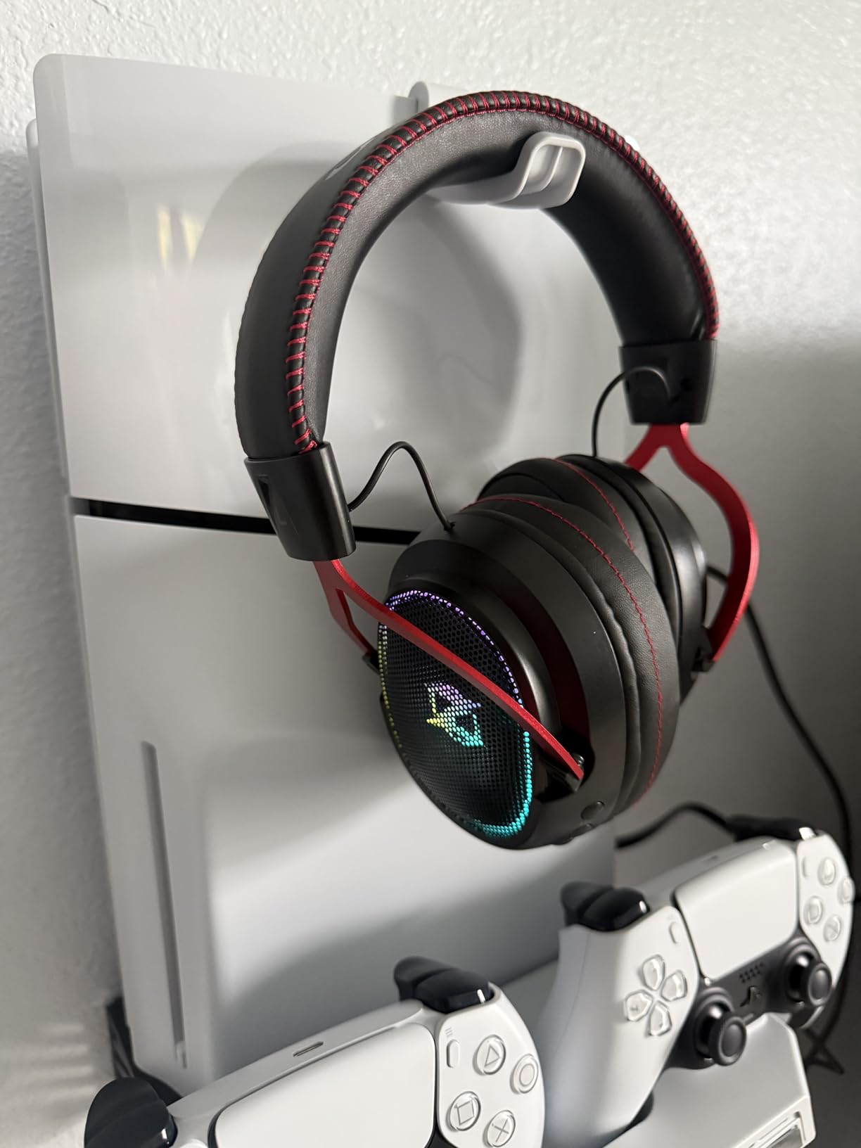 Wireless Gaming Headset for Ps5 Ps4 - 2.4GHz, 7.1 Surround Sound, Noise Cancelling Mic, RGB Lights, 40H+ Battery, Lossless Audio, Comfy Over Ear Headphones for PC, Switch, Xbox, Laptop, Mac, Mobile - Customer Photo 1