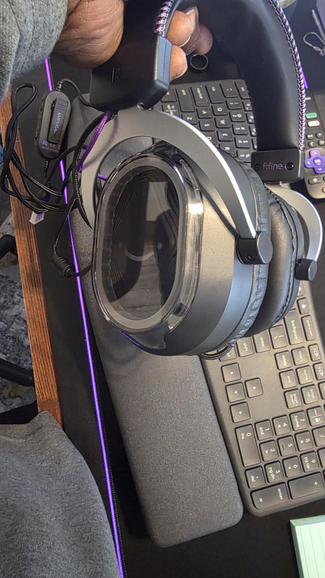 FIFINE Wired USB Gaming Headset: 7.1 Surround Sound - Vibrant Customizable RGB - Game/Chat Balance, Gamer Headphone with Noise Canceling Mic for PC, PS5/PS4, Laptop, Mac - AmpliGame H13BP - Customer Photo 2
