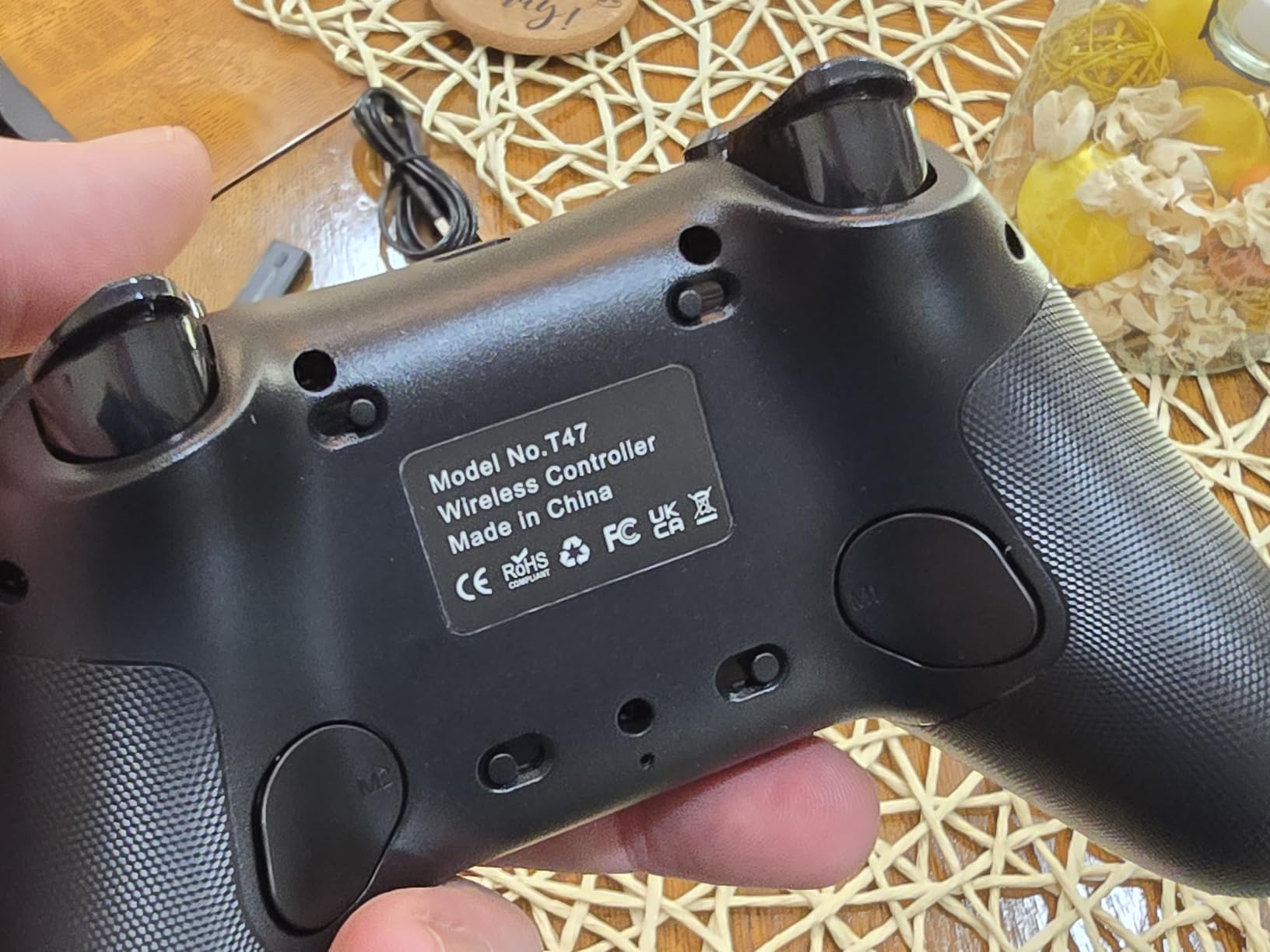 AceGamer Aurora II 2.4G Wireless Bluetooth Controller for PC/Android/Switch/iOS/Switch 2/Steam Deck with Rotary Motors, RGB Hall Effect Joysticks - Upgraded PC Gaming Controller and Back Buttons Lock customer photo 1