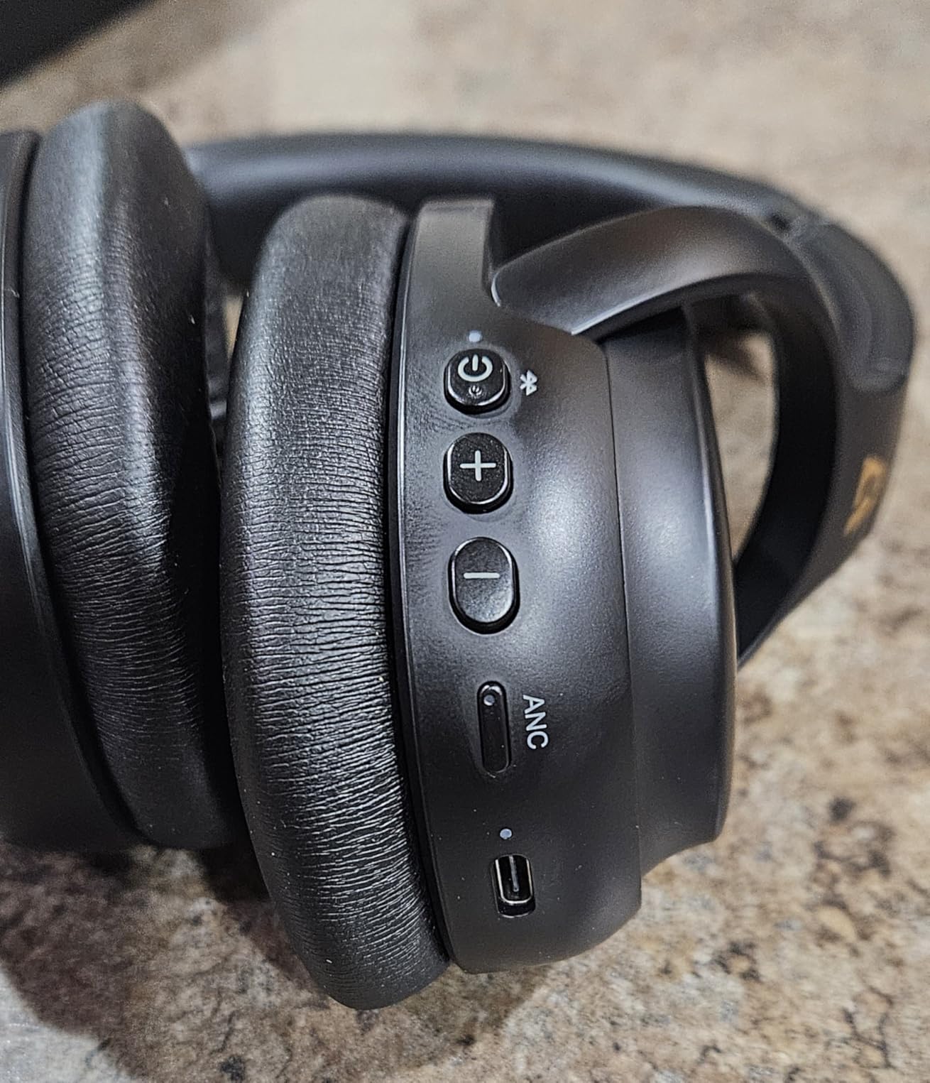 1Mii E700 Wireless Bluetooth Over Ear Headphones with Active Noise Canceling, Hi-Res Audio LDAC/aptX Low Latency for Airplane Travel Overhead Comfort, 54H Playtime, Custom EQ via App - Black - Customer Photo 2