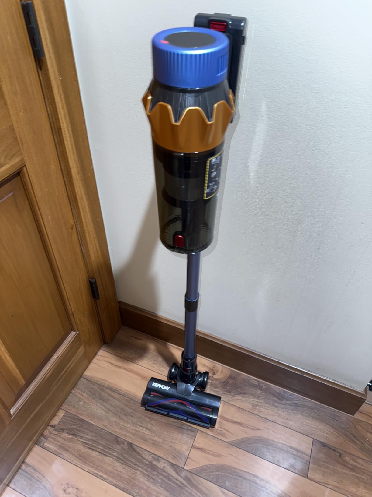 Cordless Vacuum Cleaner, 580W 48KPA 70Mins Vacuum Cleaners for Home, Self-standing Stick Vacuum with Aromatherapy, Anti-Tangle Brush, Wall Mount Charging Vacuum for Hardwood Floor/Carpet/Pet Hair - Customer Photo 1