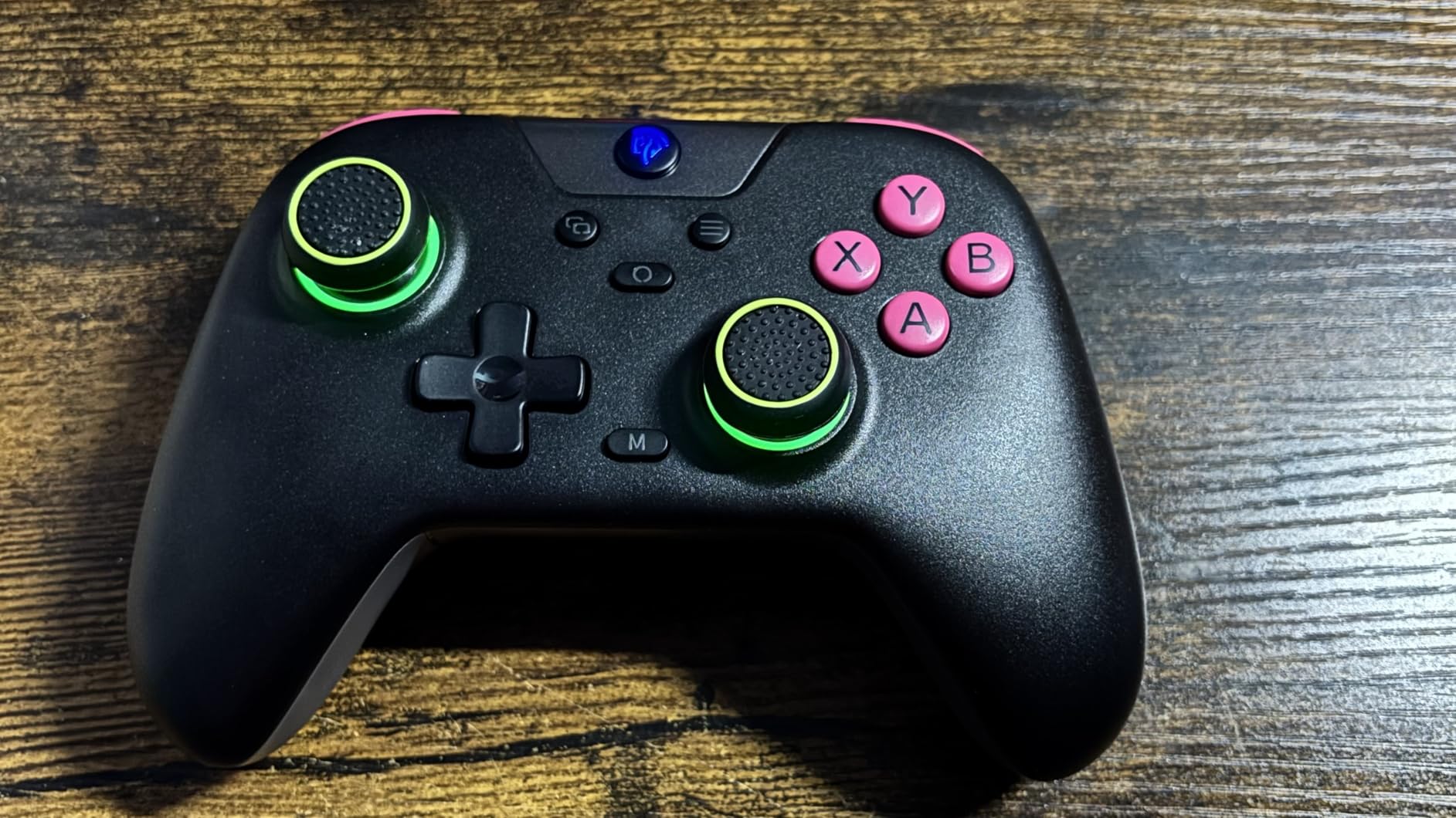 EasySMX X05PRO Wireless PC Controller – Quiet-Press Buttons, 2-Stage Impulse Triggers, 2 Programmable Buttons, Hall Joysticks, 1000mAh Battery, 1000Hz Polling Gaming Controller for PC/Switch/Android/iOS - Customer Photo 2