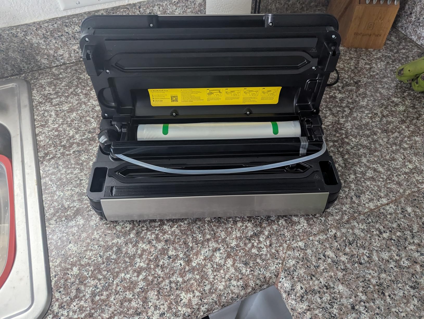 95kPa Vacuum Sealer Machine with AquaLock Technology, for Moist Seals, 2X Seal & 130W, Fully Automatic Food Sealer, Built-In Cutter, Bag Storage & Hose, Precision Sealing, 2 Bag Rolls,Stainless Steel Customer Review 95kPa Vacuum Sealer Machine with AquaLock Technology, for Moist Seals, 2X Seal & 130W, Fully Automatic Food Sealer, Built-In Cutter, Bag Storage & Hose, Precision Sealing, 2 Bag Rolls,Stainless Steel - Customer Photo 1