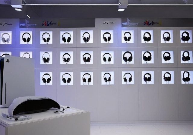 Best PS5 Wireless Headphones 2025: 10 Premium Models Tested & Reviewed - BoundByFlame