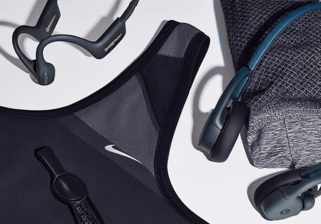 Best Headphones For Running Sweat [cy]: 9 Models Tested - BoundByFlame