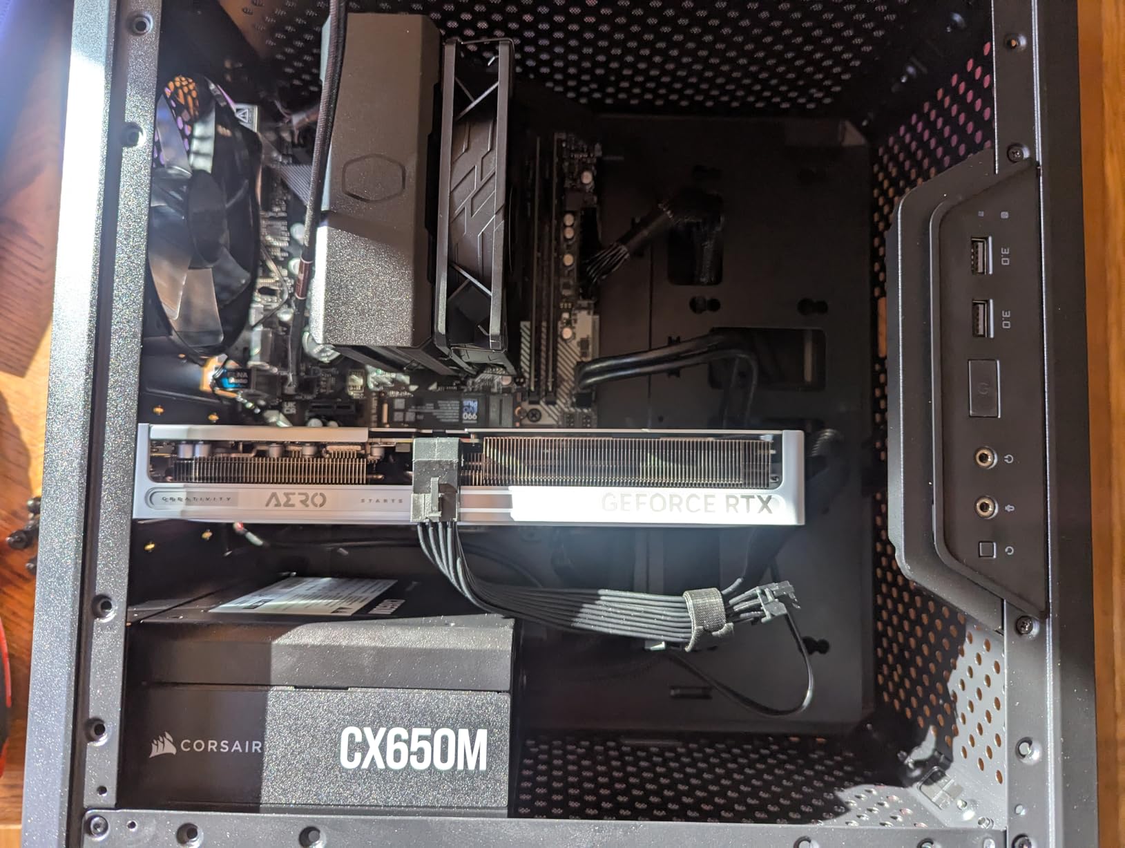 Cooler Master MasterBox Q300L Micro-ATX Tower with Magnetic Design Dust Filter, Transparent Acrylic Side Panel, Adjustable I/O & Fully Ventilated Airflow, Black (MCB-Q300L-KANN-S00) Customer Review Cooler Master MasterBox Q300L Micro-ATX Tower with Magnetic Design Dust Filter, Transparent Acrylic Side Panel, Adjustable I/O & Fully Ventilated Airflow, Black (MCB-Q300L-KANN-S00) - Customer Photo 1