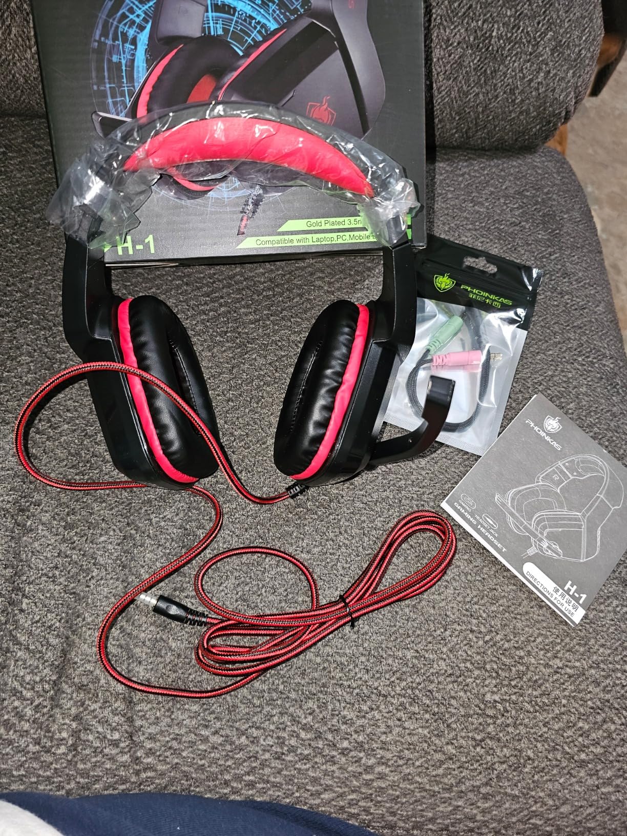 PHOINIKAS Gaming Headset for PS4, Xbox One, PC, Laptop, Mac, Nintendo Switch, 3.5MM PS4 Stereo Headset Over Ear Headphones with Noise-Cancelling Mic, Bass Surround - Camo - Customer Photo 2