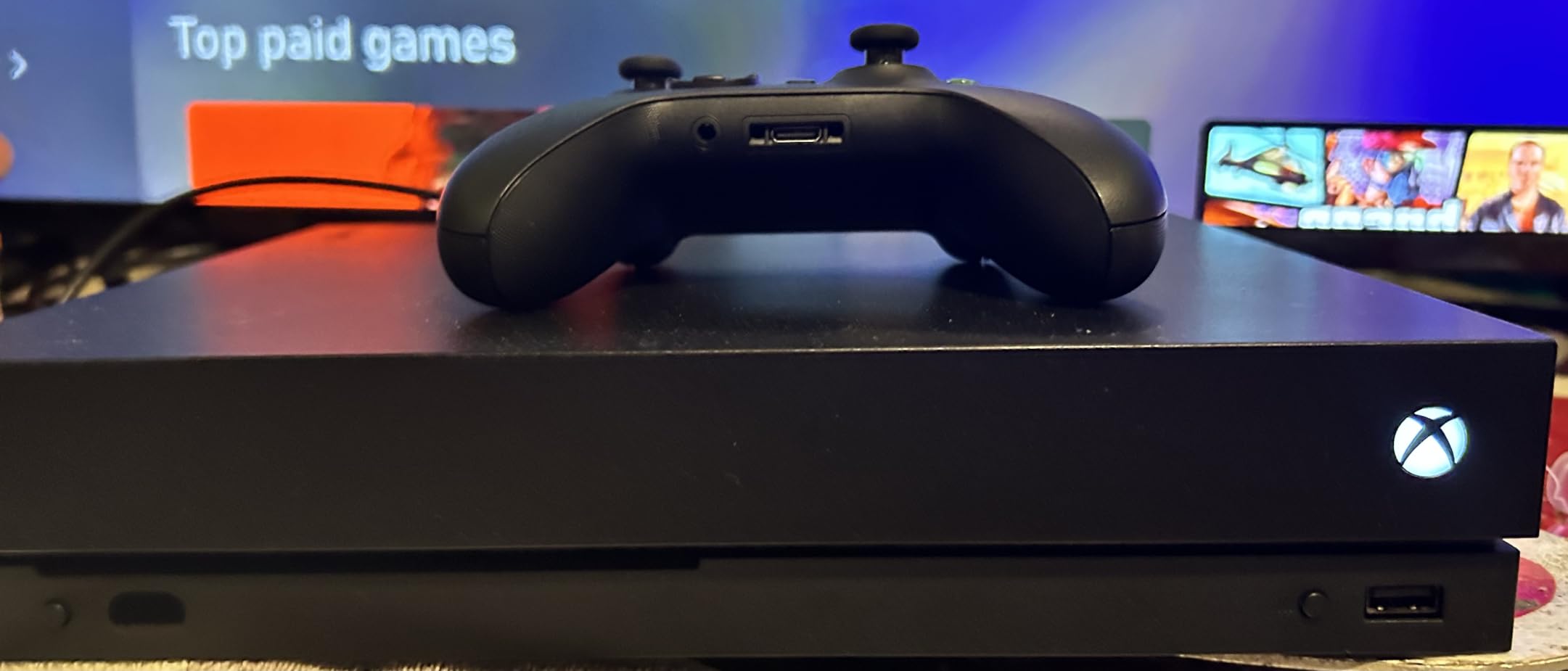 Microsoft Xbox One X 1TB Console with Wireless Controller: Enhanced, HDR, Native 4K, Ultra HD (2017 Model) (Renewed) - Customer Photo 1