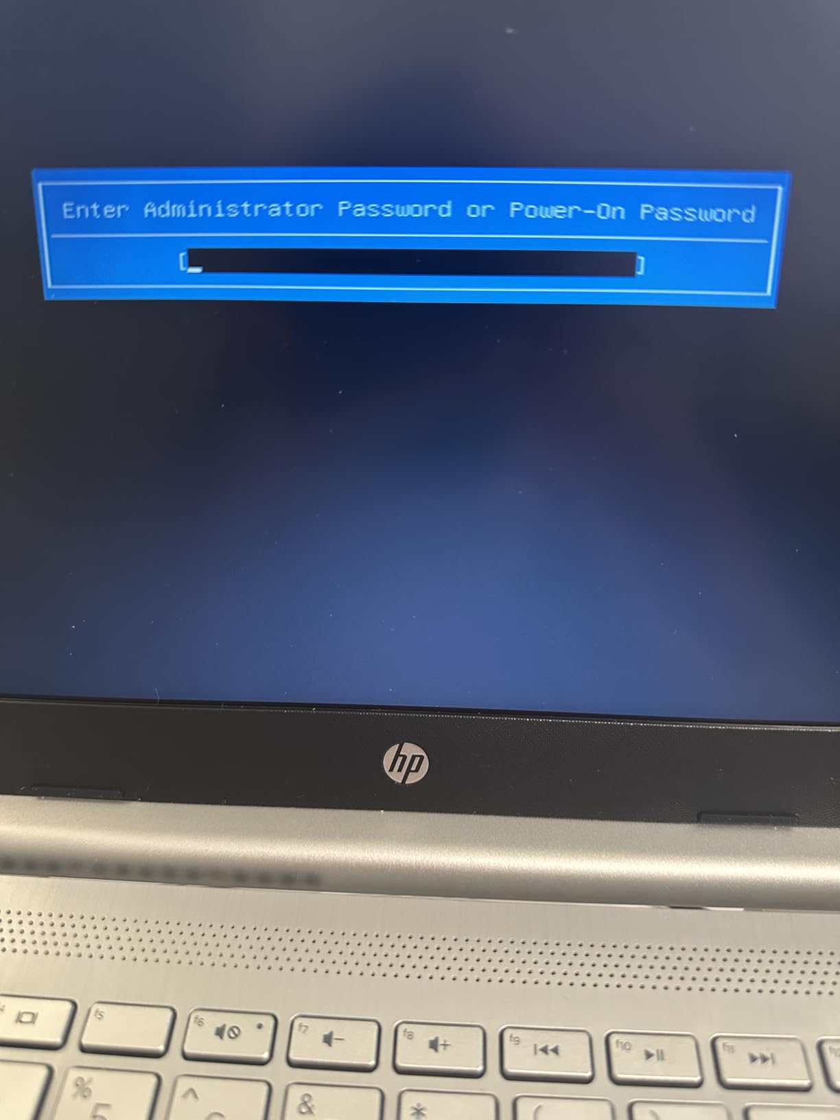 Apple iPad, 10.2-Inch, Wi-Fi, 32GB, Space Gray (Renewed) Customer Review Apple iPad, 10.2-Inch, Wi-Fi, 32GB, Space Gray (Renewed) - Customer Photo 2