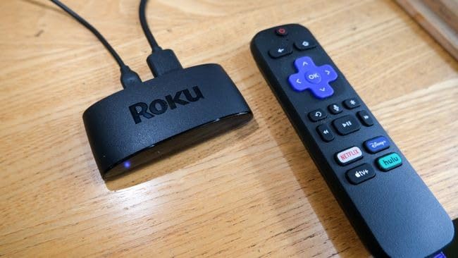 Roku Express 4K+ | Roku Streaming Device 4K/HDR with Voice Remote, Free & Live TV - Customer Photo 4