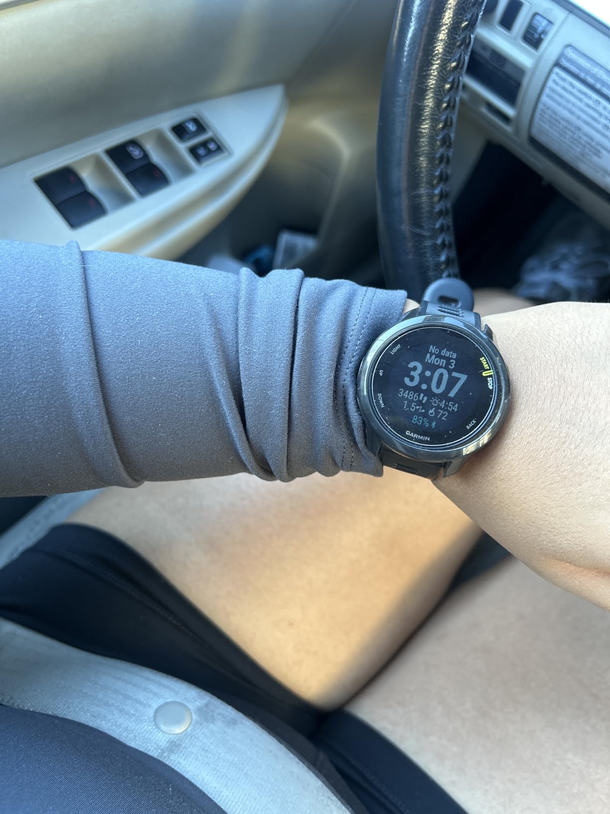 Garmin Forerunner 55, GPS Running Watch with Daily Suggested Workouts, Up to 2 Weeks of Battery Life, Black - 010-02562-00 Customer Review Garmin Forerunner 55, GPS Running Watch with Daily Suggested Workouts, Up to 2 Weeks of Battery Life, Black - 010-02562-00 - Customer Photo 3