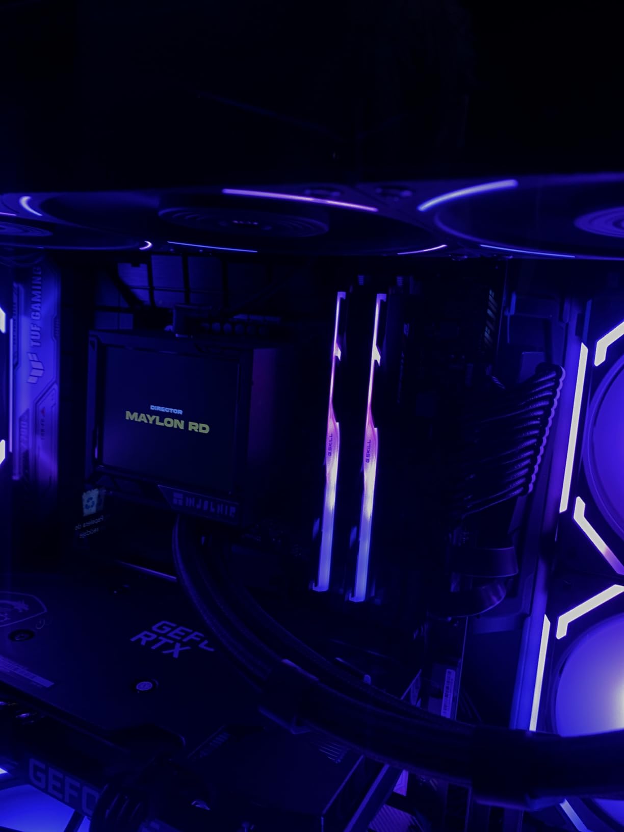 G.SKILL Trident Z5 RGB Series DDR5 RAM (Intel XMP 3.0) 32GB (2x16GB) 6400MT/s CL32-39-39-102 1.40V Desktop Computer Memory U-DIMM - Matte Black (F5-6400J3239G16GA2-TZ5RK) - Customer Photo 1