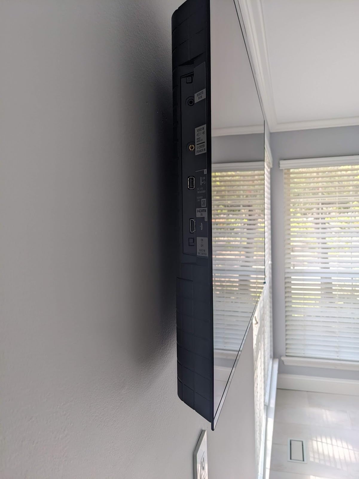 Sony 42 Inch 4K Ultra HD TV A90K Series: BRAVIA XR OLED Smart Google TV with Dolby Vision HDR and Exclusive Features for The Playstation® 5 XR42A90K- Latest Model,Black - Customer Photo 1