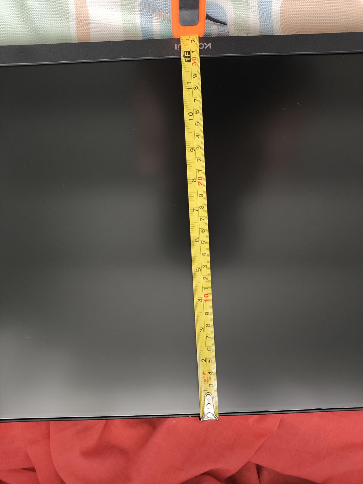 KOORUI 24-inch Computer Monitor Full HD 1920 x 1080p 100Hz VA Display 3000:1 Contrast Ratio with HDMI VGA, Three-Sided Slim Bezels, 100 x 100 mm VESA Mountable, Ergonomic Tilt, Black Customer Review KOORUI 24-inch Computer Monitor Full HD 1920 x 1080p 100Hz VA Display 3000:1 Contrast Ratio with HDMI VGA, Three-Sided Slim Bezels, 100 x 100 mm VESA Mountable, Ergonomic Tilt, Black - Customer Photo 5