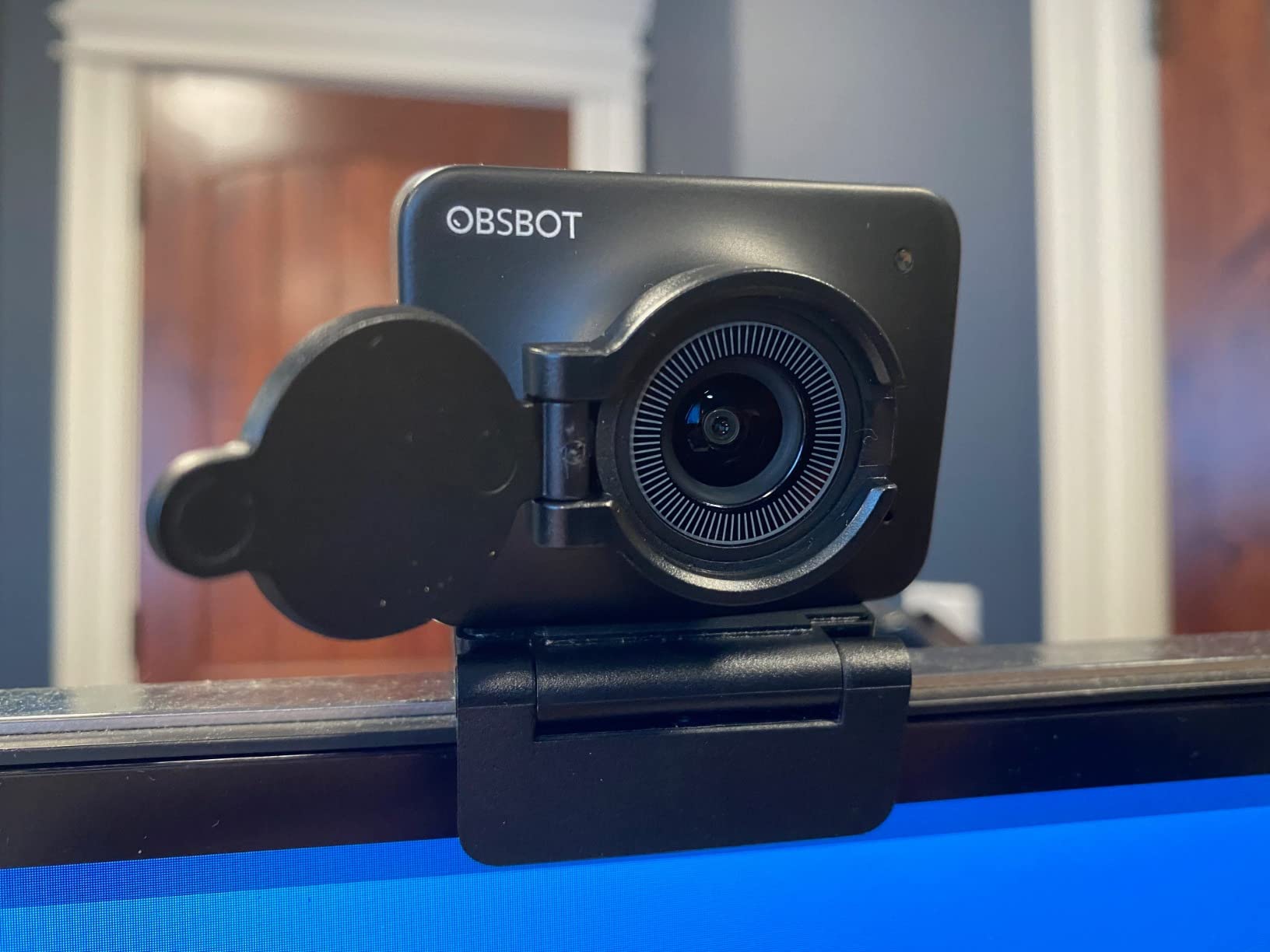 OBSBOT Meet 1080P 60FPS Webcam, Full HD Auto-Focus & AI-Powered Framing Computer Camera, Background Replacement, HDR, Adjustable FOV, Webcam for Conferencing, Video Calling, Live Sreaming, PC, Laptop Customer Review OBSBOT Meet 1080P 60FPS Webcam, Full HD Auto-Focus & AI-Powered Framing Computer Camera, Background Replacement, HDR, Adjustable FOV, Webcam for Conferencing, Video Calling, Live Sreaming, PC, Laptop - Customer Photo 1