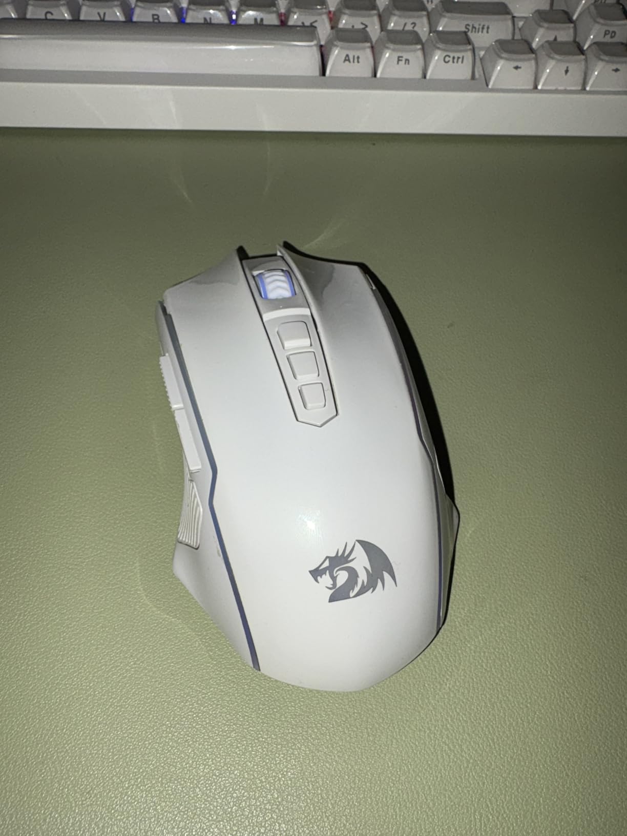 Redragon Gaming Mouse, Wireless Mouse Gaming with 8000 DPI, PC Gaming Mice with Fire Button, RGB Backlit Programmable Ergonomic Mouse Gamer, Rechargeable, 70Hrs for Windows, Mac Gamer, Black customer photo 2