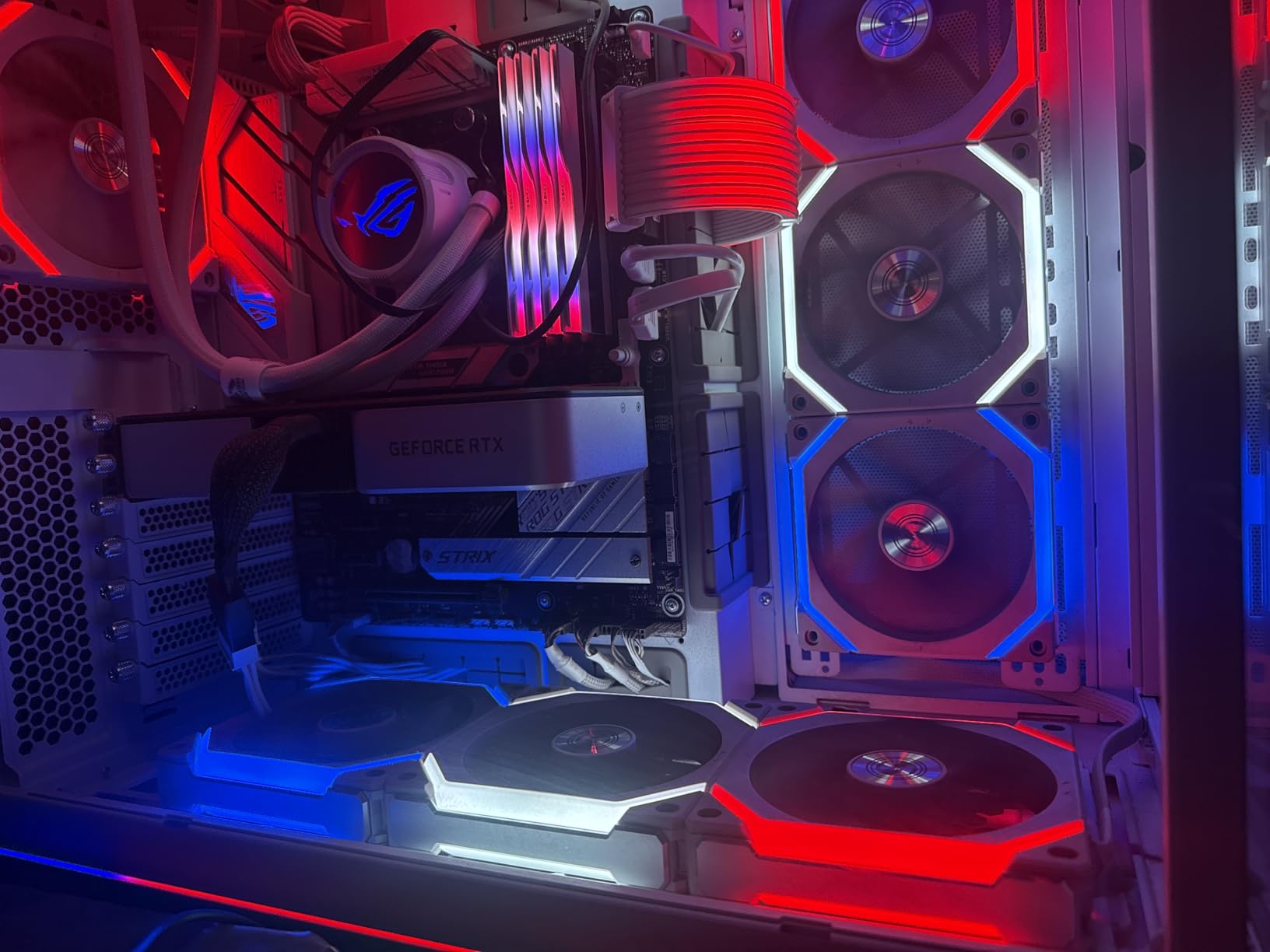 WD_BLACK 1TB SN850X NVMe Internal Gaming SSD Solid State Drive - Gen4 PCIe, M.2 2280, Up to 7,300 MB/s - WDS100T2X0E Customer Review WD_BLACK 1TB SN850X NVMe Internal Gaming SSD Solid State Drive - Gen4 PCIe, M.2 2280, Up to 7,300 MB/s - WDS100T2X0E - Customer Photo 4