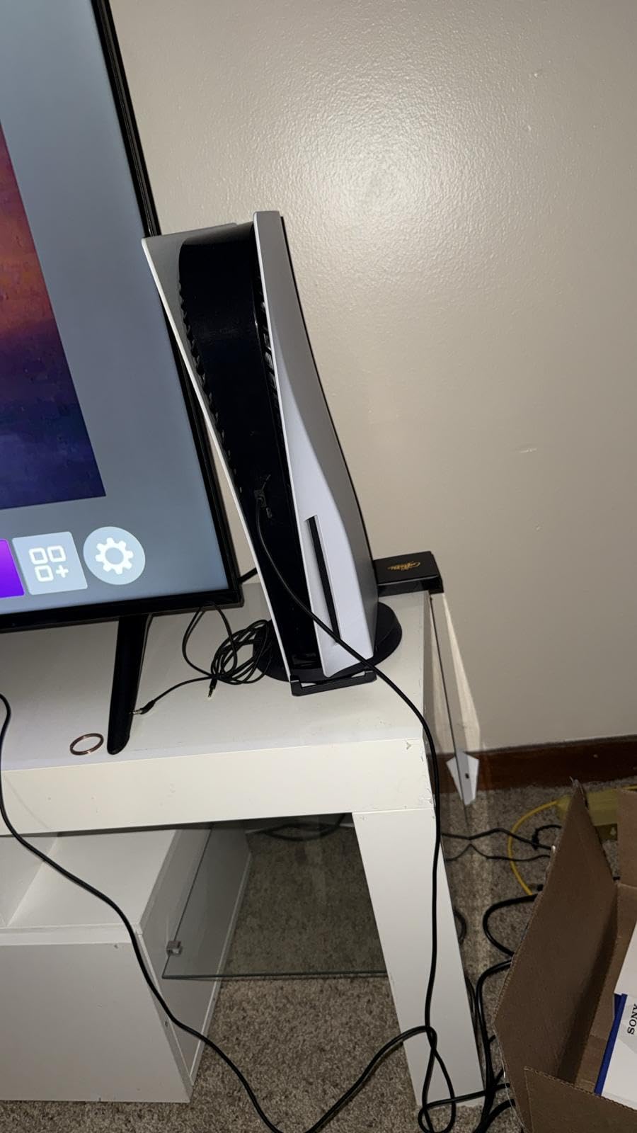 Playstation 5 Disc Version PS5 Console - 4K-TV Gaming, 120Hz 8K Output, 16GB GDDR6, 825GB SSD, WiFi 6, Bluetooth ~5.1 (Renewed) Customer Review Playstation 5 Disc Version PS5 Console - 4K-TV Gaming, 120Hz 8K Output, 16GB GDDR6, 825GB SSD, WiFi 6, Bluetooth ~5.1 (Renewed) - Customer Photo 1