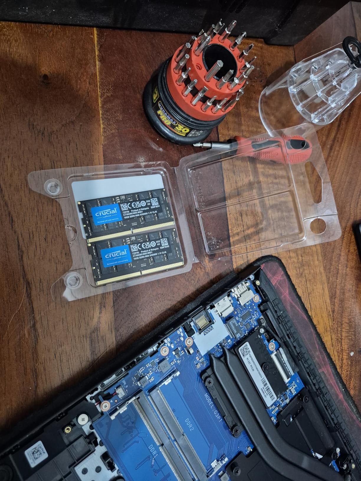 Crucial 32GB DDR5 RAM Kit (2x16GB), 5600MHz (or 5200MHz or 4800MHz) Laptop Memory 262-Pin SODIMM, Compatible with Intel Core and AMD Ryzen 7000, Black - CT2K16G56C46S5 - Customer Photo 2