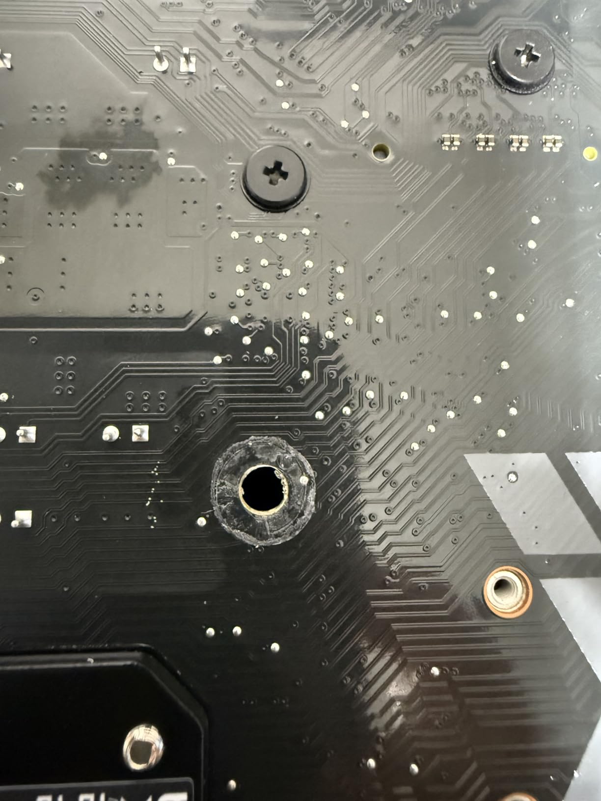 ASUS TUF GAMING B760-PLUS WIFI Intel B760 LGA 1700 ATX motherboard, Ready for 14th, 13th & 12th Gen Intel® Core CPU, 12+1+1 Stages, PCIe 5.0, 3x M.2, DDR5, 2.5G, USB 3.2 Type-C®, Thunderbolt 4™, USB4® - Customer Photo 2