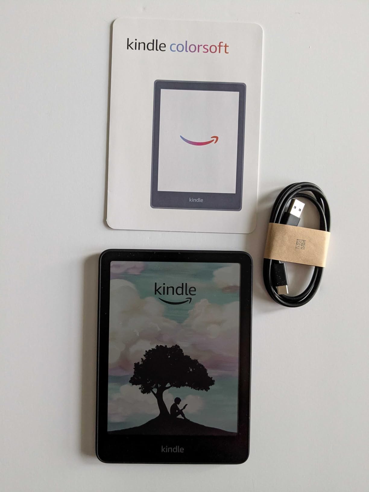 Amazon Kindle Colorsoft 16 GB (newest model) – With color display and adjustable warm light – No Ads – Black Customer Review Amazon Kindle Colorsoft 16 GB (newest model) – With color display and adjustable warm light – No Ads – Black - Customer Photo 3