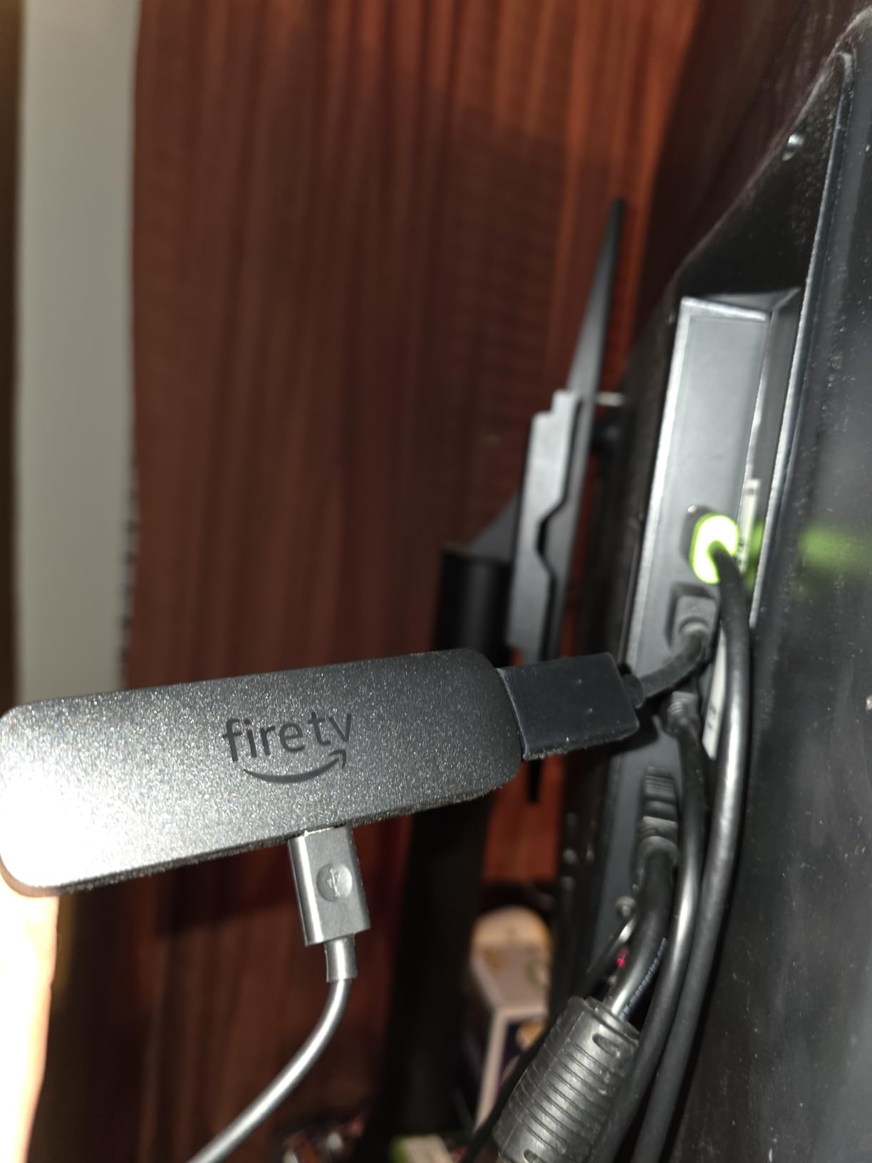 Amazon Fire TV Stick 4K (newest model) with AI-powered Fire TV Search, Wi-Fi 6, stream over 1.8 million movies and shows, free & live TV - Customer Photo 1