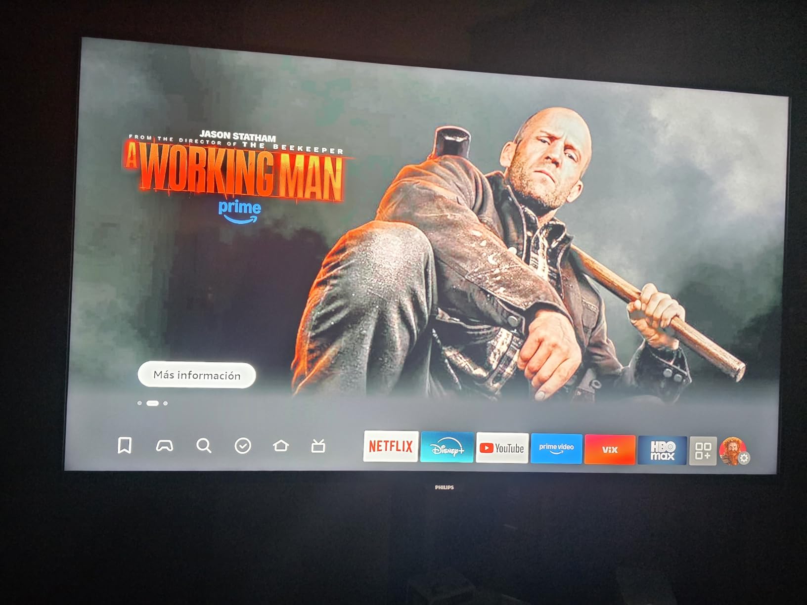 Amazon Fire TV Stick 4K (newest model) with AI-powered Fire TV Search, Wi-Fi 6, stream over 1.8 million movies and shows, free & live TV - Customer Photo 2
