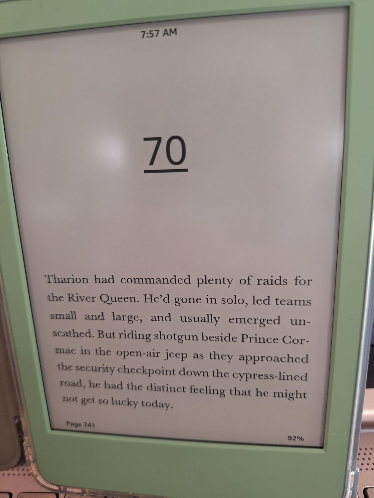 Amazon Kindle 16 GB (newest model) - Lightest and most compact Kindle, now with faster page turns, and higher contrast ratio, for an enhanced reading experience - Black - Customer Photo 2