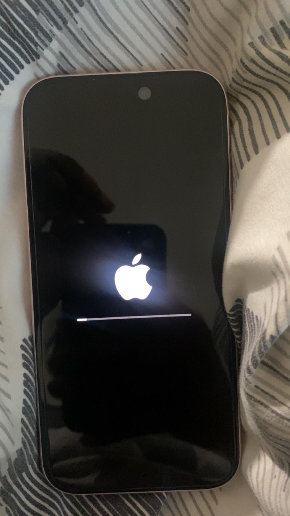 Apple iPhone 15, 256GB, Black - Unlocked (Renewed Premium) - Customer Photo 1