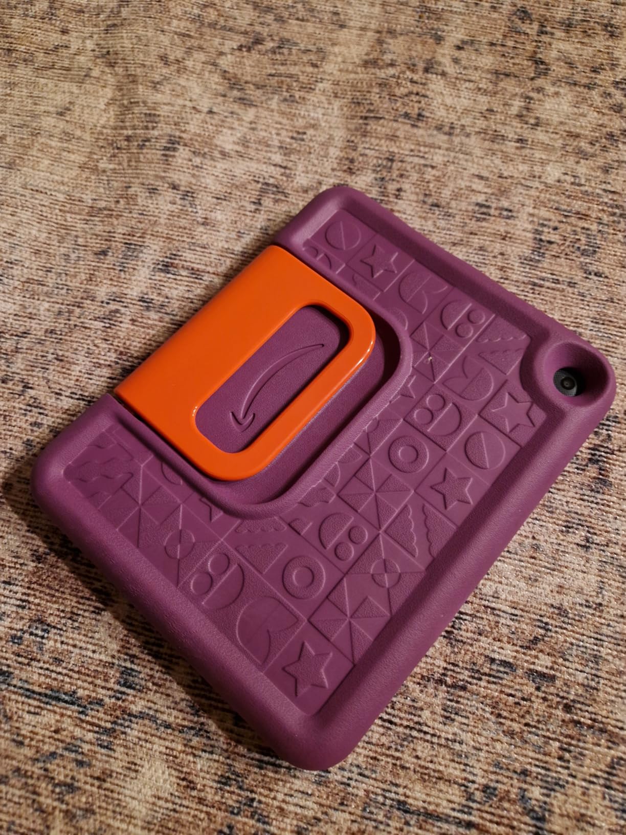 Amazon Fire HD 8 Kids tablet (newest model), ages 3-7. With bright 8