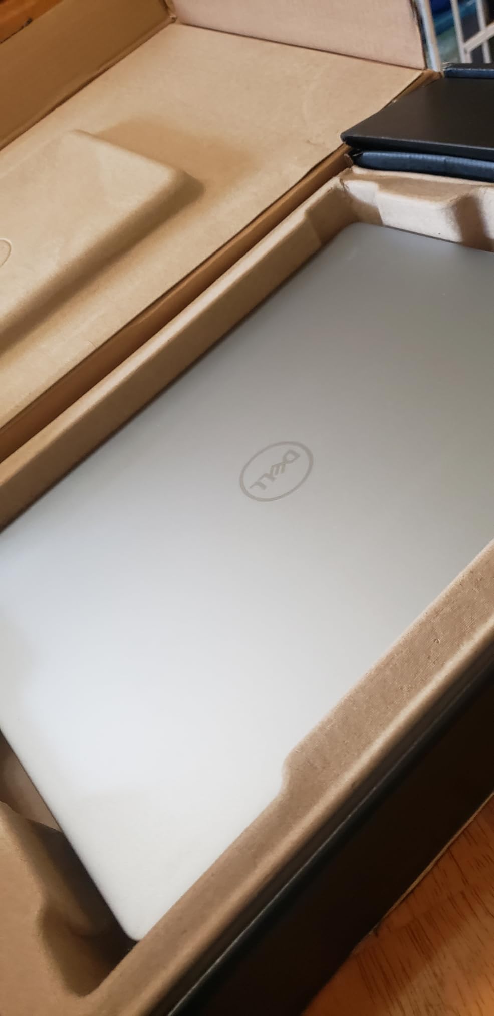 Dell Inspiron 16 Plus 7640 Laptop - 16.0-inch 16:10 2.5K Display, Intel Core i7-13620H Processor, 16GB LPDDR5 RAM, 1TB SSD, Intel UHD Graphics, Windows 11 Home, Onsite & Migrate Service - Ice Blue Customer Review Dell Inspiron 16 Plus 7640 Laptop - 16.0-inch 16:10 2.5K Display, Intel Core i7-13620H Processor, 16GB LPDDR5 RAM, 1TB SSD, Intel UHD Graphics, Windows 11 Home, Onsite & Migrate Service - Ice Blue - Customer Photo 2