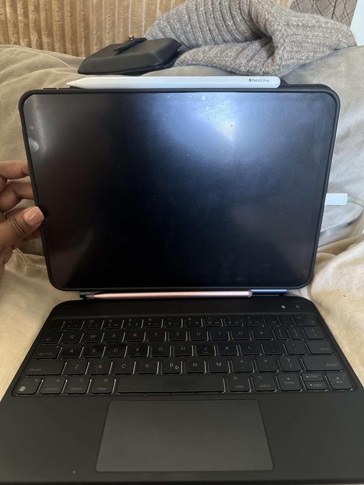 Apple iPad Pro 11-Inch (M4): Built for Apple Intelligence, Ultra Retina XDR Display, 256GB, 12MP Front/Back Camera, LiDAR Scanner, Wi-Fi 6E + 5G Cellular, Face ID, All-Day Battery Life — Silver Customer Review Apple iPad Pro 11-Inch (M4): Built for Apple Intelligence, Ultra Retina XDR Display, 256GB, 12MP Front/Back Camera, LiDAR Scanner, Wi-Fi 6E + 5G Cellular, Face ID, All-Day Battery Life — Silver - Customer Photo 1