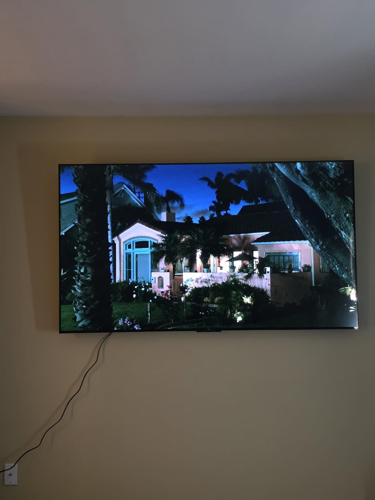 TCL 65-Inch Class S5 UHD 4K LED Smart TV with Fire TV (65S551F, 2024 Model), Dolby Vision, HDR PRO+, Dolby Atmos, Alexa Built-in with Voice Remote, Apple AirPlay 2 Compatibility, Streaming Television - Customer Photo 1