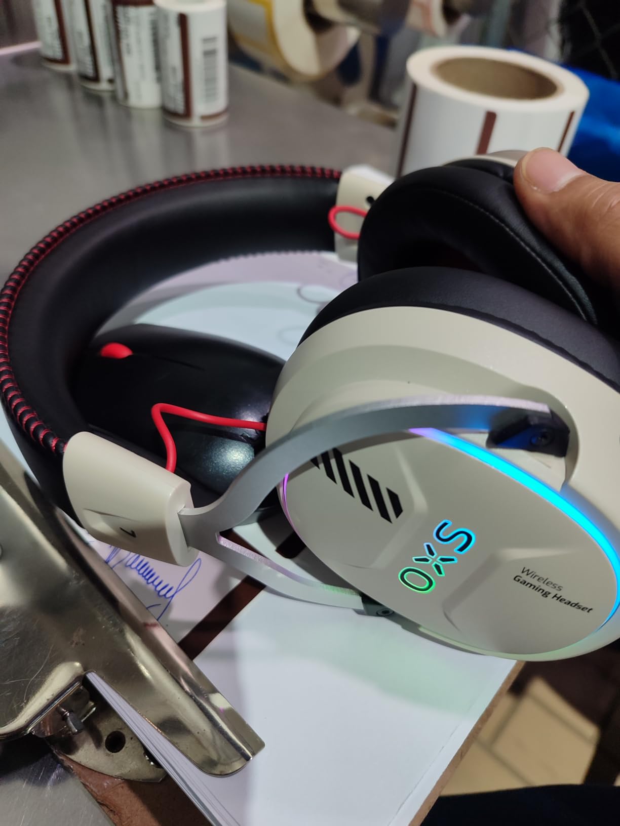 OXS Storm G2 Wireless Gaming Headsets, 7.1 Virtual Surround Sound, 3 EQ Modes, 2.4G Low Latency, 50mm Driver, 40H Playtime, RGB Light, Bluetooth 5.3, Compatible with PC, Console, Mobile, Black - Customer Photo 5