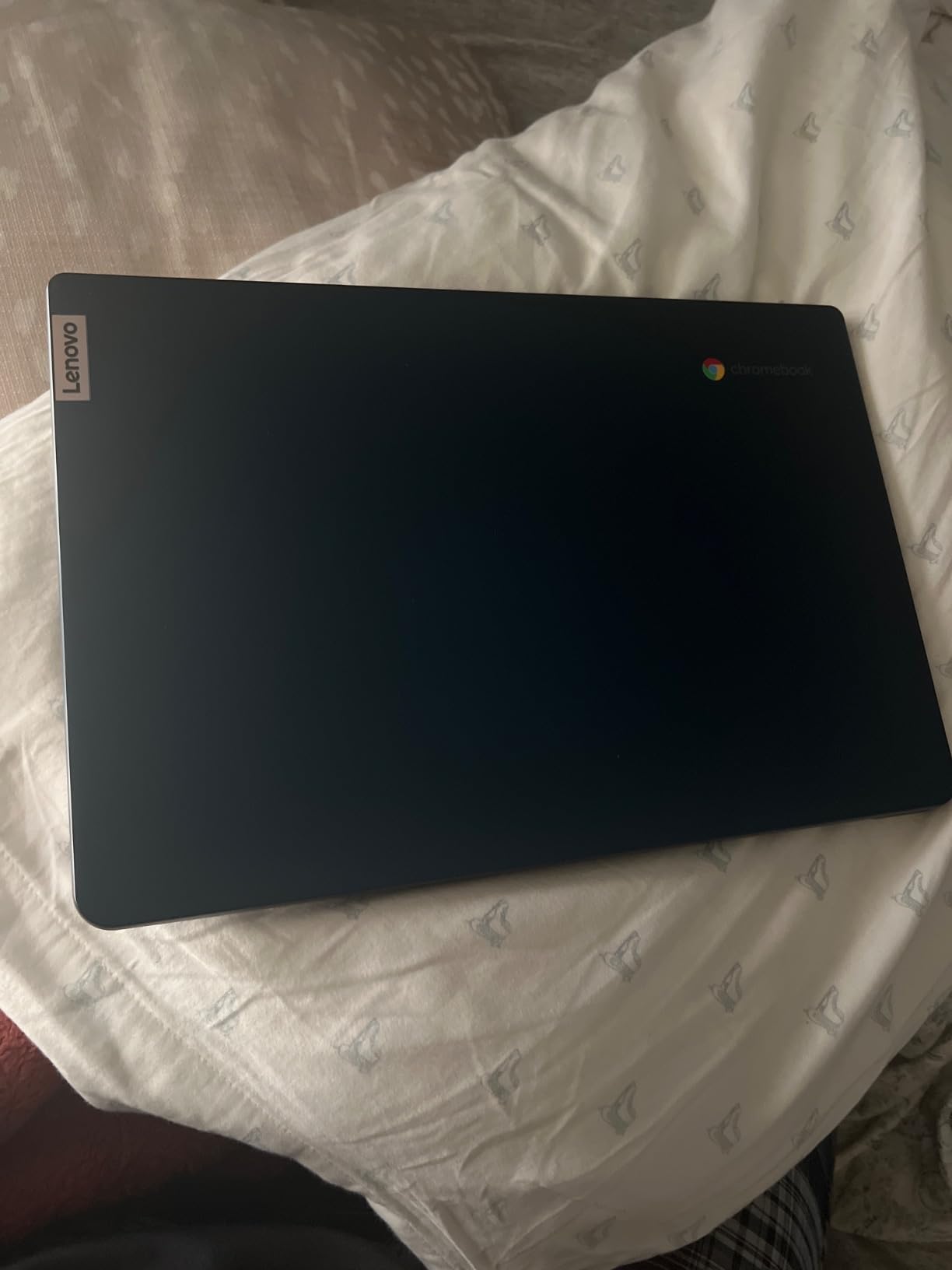 Lenovo IdeaPad Slim 3 Chromebook - 2024 - Lightweight Laptop - Waves MaxxAudio® Speakers - 14