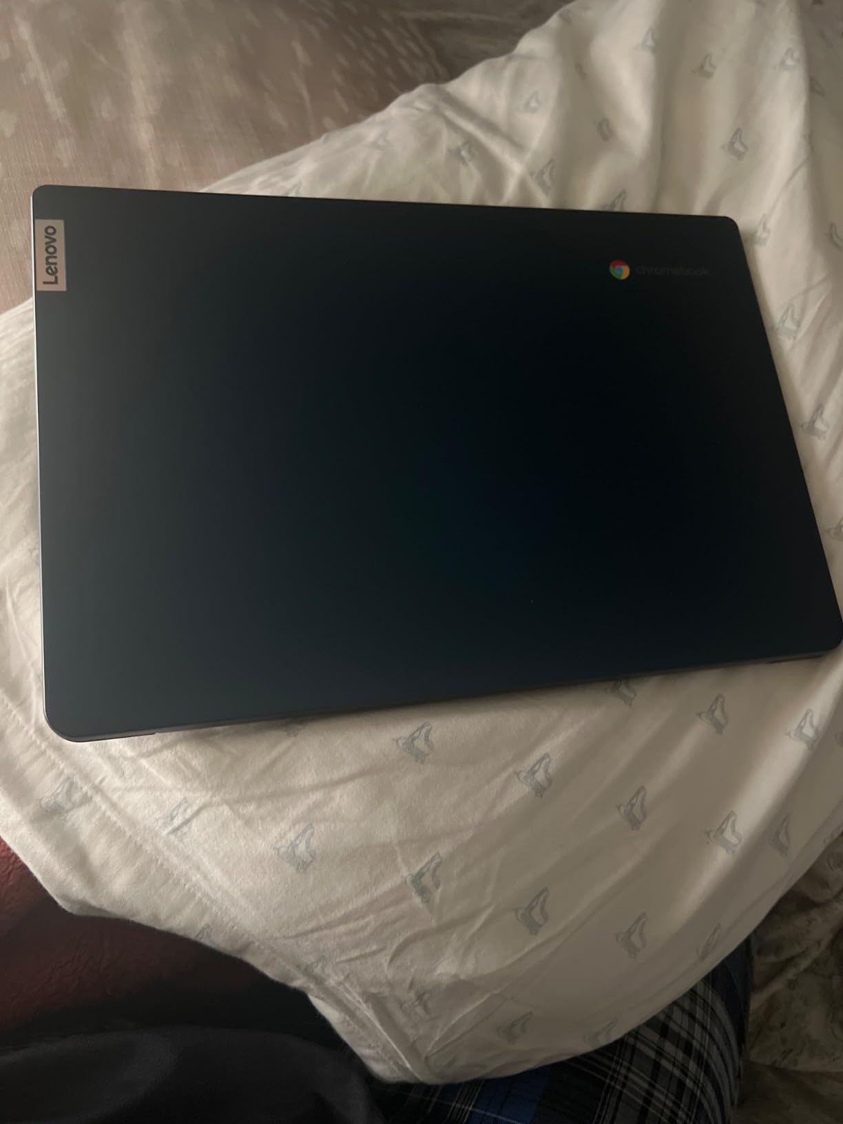 Lenovo IdeaPad Slim 3 Chromebook - 2024 - Lightweight Laptop - Waves MaxxAudio® Speakers - 14