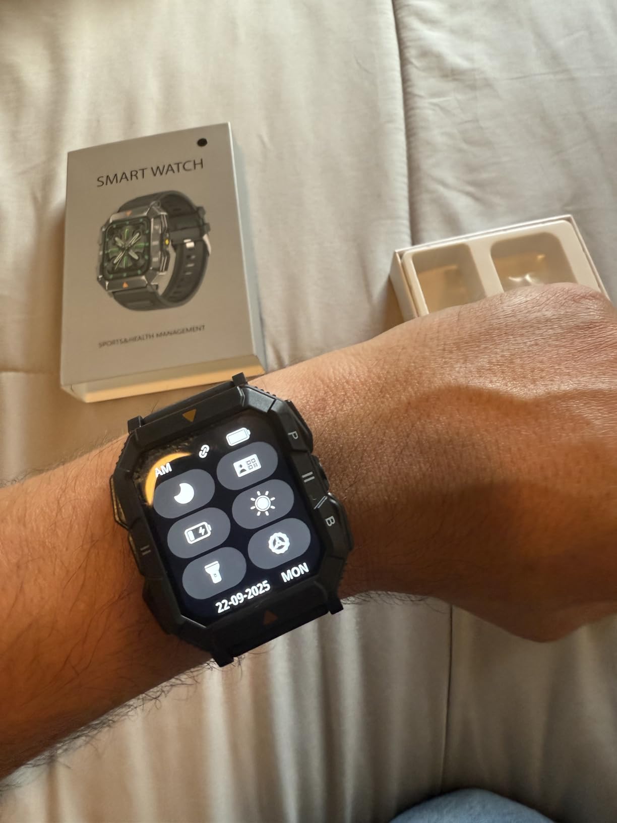 FATONIO Military Smart Watch for Men (Answer/Make Call), Fitness Smart Watch with Flashlight for Android and iPhone, Waterproof Fitness Tracker with Blood Oxygen/Heart Rate/Sleep/100+ Sport Modes Customer Review FATONIO Military Smart Watch for Men (Answer/Make Call), Fitness Smart Watch with Flashlight for Android and iPhone, Waterproof Fitness Tracker with Blood Oxygen/Heart Rate/Sleep/100+ Sport Modes - Customer Photo 2