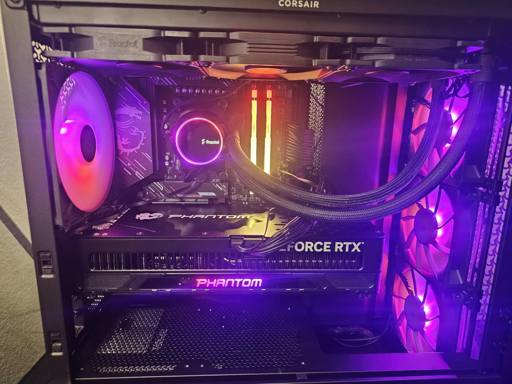 CORSAIR 4000D RS ARGB Frame Modular Mid-Tower ATX PC Case – High Airflow, 3X Pre-Installed RS ARGB Fans, InfiniRail™ Fan Mounting System, ASUS BTF, MSI Project Zero, Gigabyte Project Stealth – Black Customer Review CORSAIR 4000D RS ARGB Frame Modular Mid-Tower ATX PC Case – High Airflow, 3X Pre-Installed RS ARGB Fans, InfiniRail™ Fan Mounting System, ASUS BTF, MSI Project Zero, Gigabyte Project Stealth – Black - Customer Photo 1