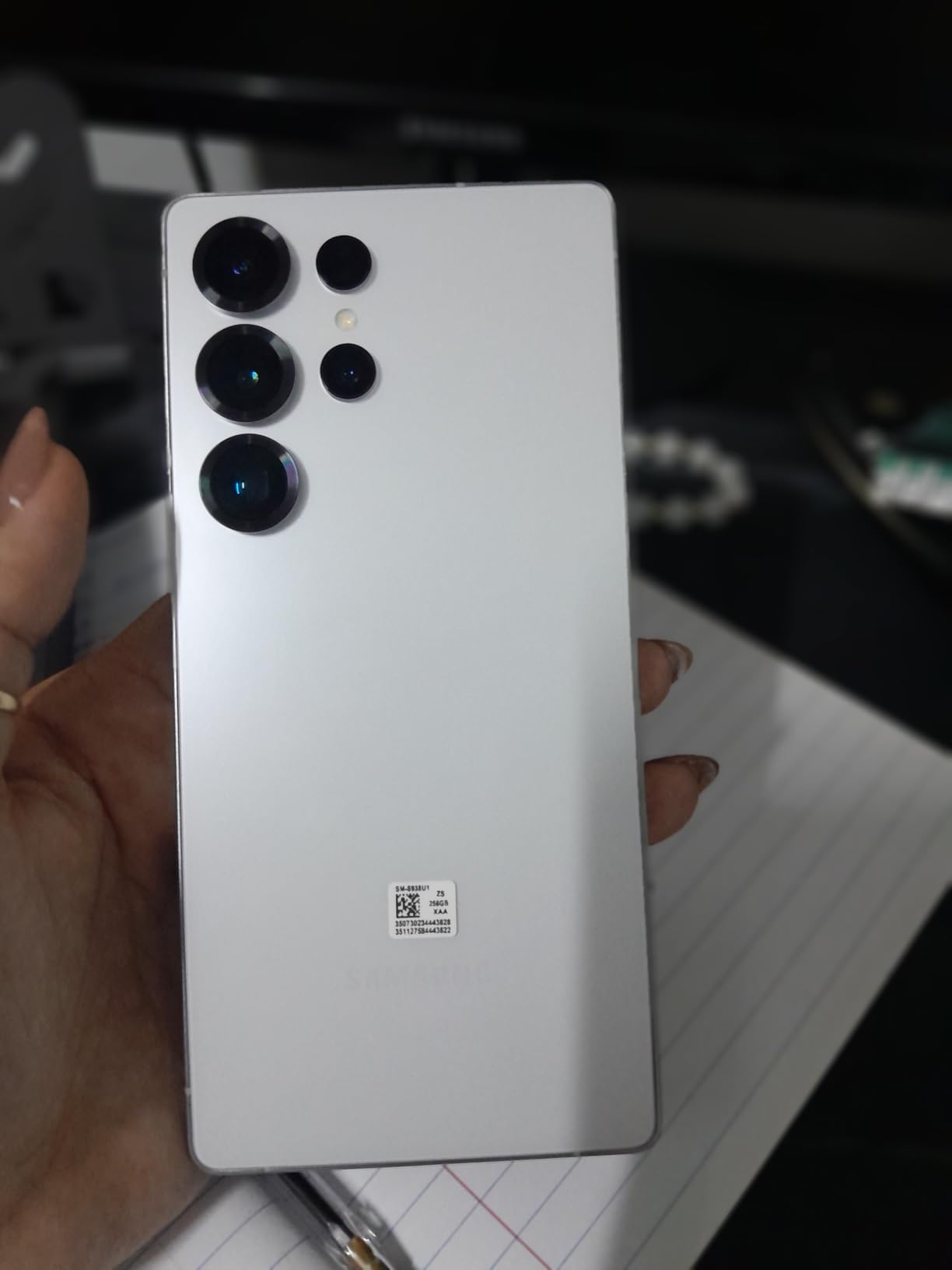 SAMSUNG Galaxy S25 Ultra, 512GB Smartphone, Unlocked Android, AI Night Mode Camera, Snapdragon 8 Elite Fast Processor, 5000mAh Battery, Built-in S Pen, 2025, US 1 Yr Warranty, Titanium Black - Customer Photo 2