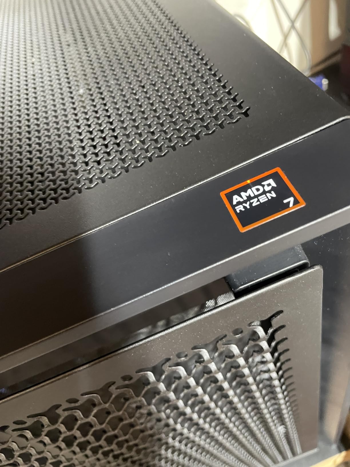 CORSAIR 4000D RS Frame Modular High Airflow Mid-Tower PC Case – 3X CORSAIR RS Fans – InfiniRail Fan Mounting System – Fits Multiple 360mm Radiators – Reverse Connector Motherboard Compatible – Black Customer Review CORSAIR 4000D RS Frame Modular High Airflow Mid-Tower PC Case – 3X CORSAIR RS Fans – InfiniRail Fan Mounting System – Fits Multiple 360mm Radiators – Reverse Connector Motherboard Compatible – Black - Customer Photo 2