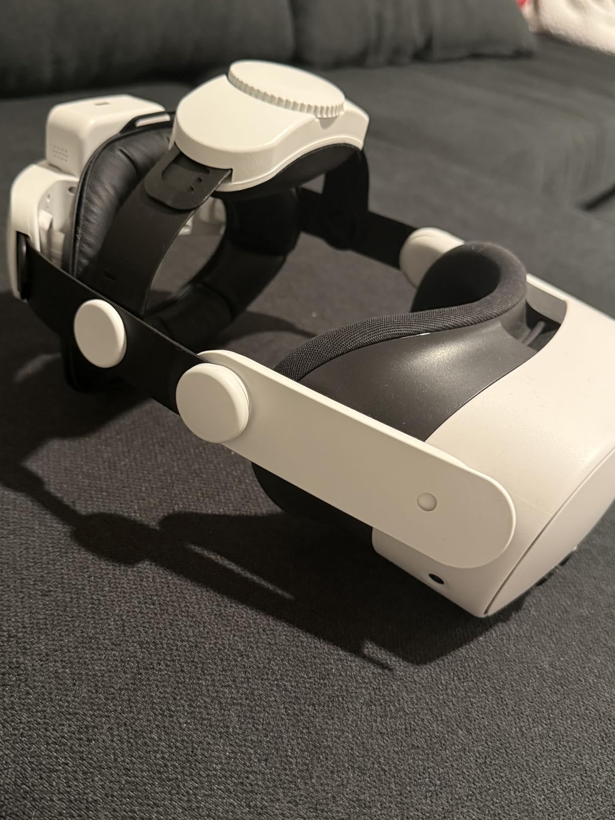 Kawaye for Meta Quest 3S/Quest 2/Quest 3 Head Strap with 7500mAh Hot-Swap Battery, Double Knobs Adjustable VR Headset Strap Enhanced Support&Comfort&Reduce Pressure - Customer Photo 1