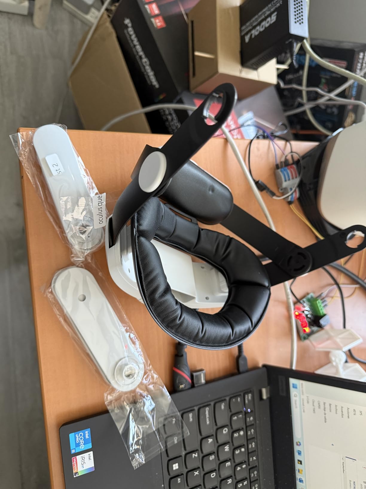 Kawaye for Meta Quest 3S/Quest 2/Quest 3 Head Strap with 7500mAh Hot-Swap Battery, Double Knobs Adjustable VR Headset Strap Enhanced Support&Comfort&Reduce Pressure - Customer Photo 4