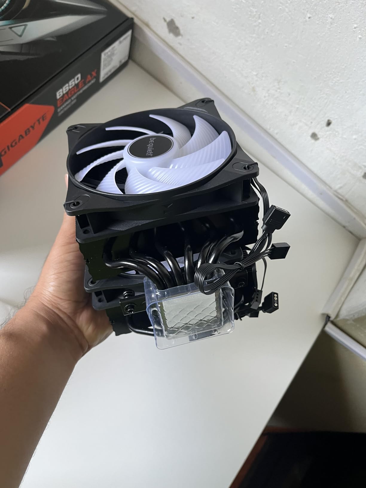 be quiet! Pure Rock Pro 3 Silver CPU Air Cooler | 6 High Performance 6mm Heat Pipes with HDT Technology | 120mm Quiet PWM Fan | AMD:AM4 AM5/Intel LGA 1700/1150/1151/1200 | Silver | BK041 Customer Review be quiet! Pure Rock Pro 3 Silver CPU Air Cooler | 6 High Performance 6mm Heat Pipes with HDT Technology | 120mm Quiet PWM Fan | AMD:AM4 AM5/Intel LGA 1700/1150/1151/1200 | Silver | BK041 - Customer Photo 1