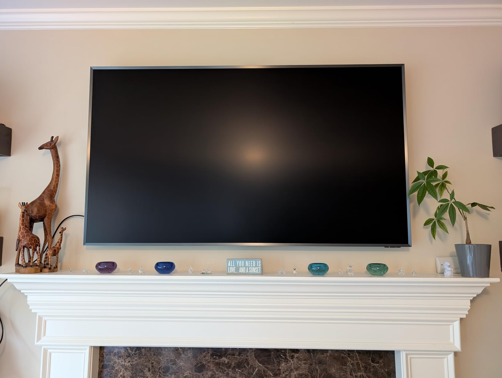 Samsung 65-Inch Class Neo QLED 8K QN900F Series, Vision AI, Mini LED Smart TV (2025 Model, 65QN900F) Neo Quantum HDR 8K Pro, Object Tracking Sound + w/Dolby Atmos, Glare Free, Alexa Built-in - Customer Photo 1